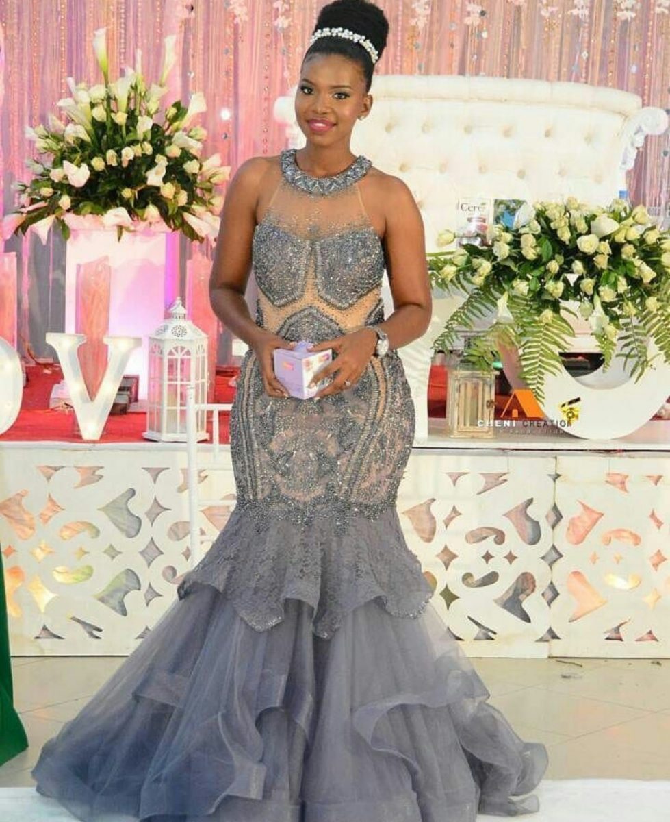 2019 WEDDING FABRICS DRESSES: AMAZING STYLES FOR AMAZING AFRICAN LADY