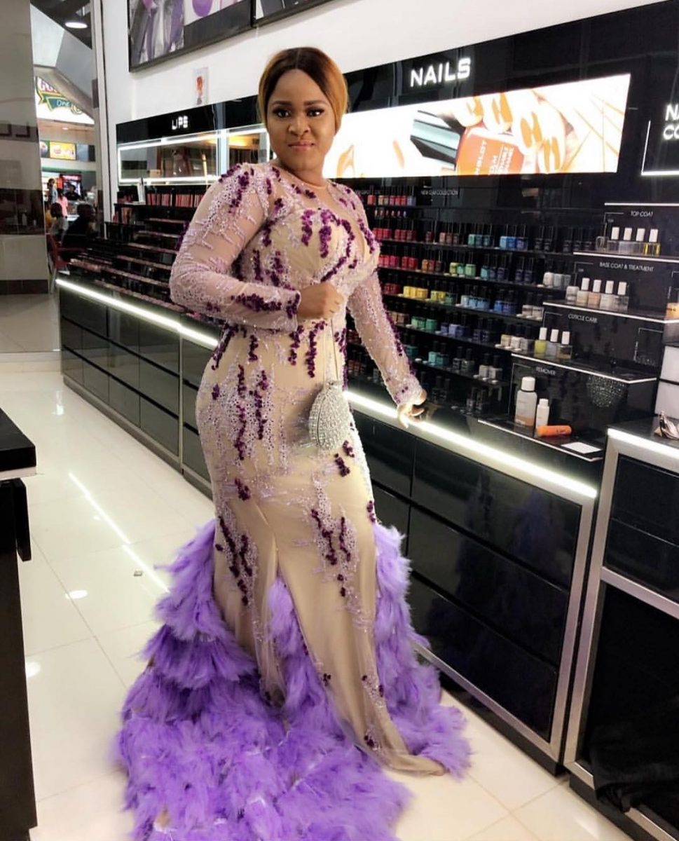 AMAZING LACE GOWNS DRESS