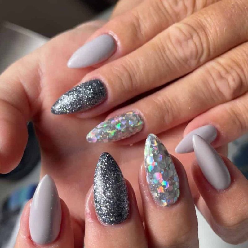 SimpleTop Simple 35 Amazing Winter Nail Design Ideas 2023